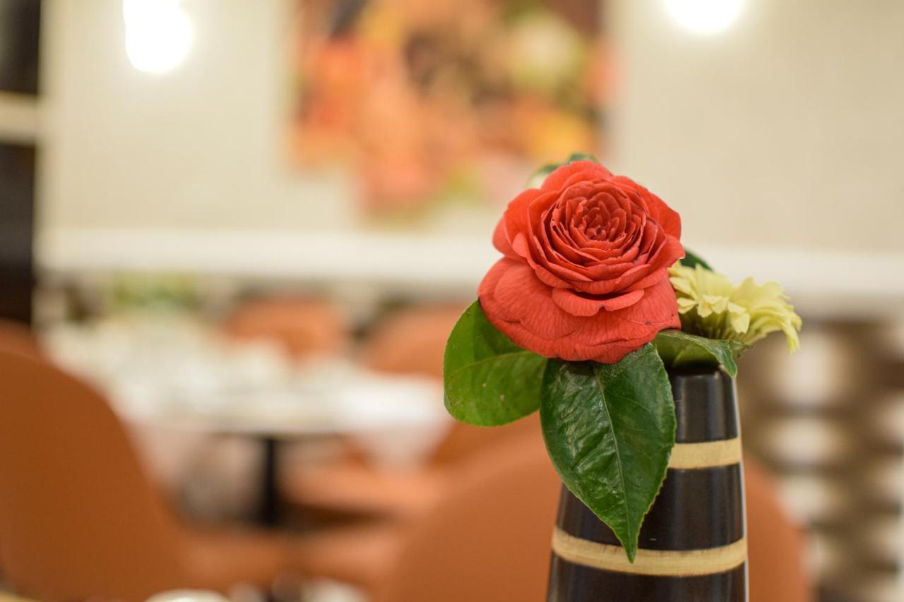 Pembridge Palace Hotel Лондон Екстер'єр фото