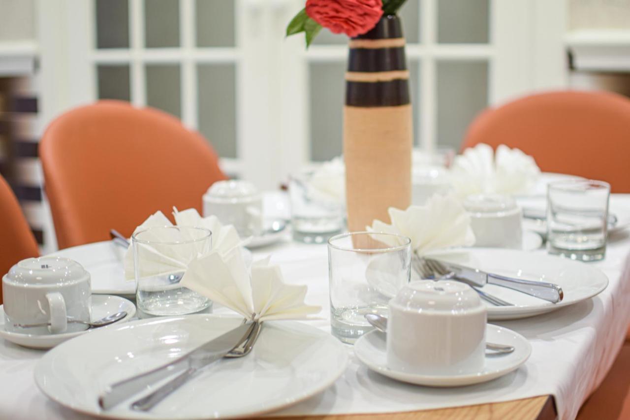 Pembridge Palace Hotel Лондон Екстер'єр фото